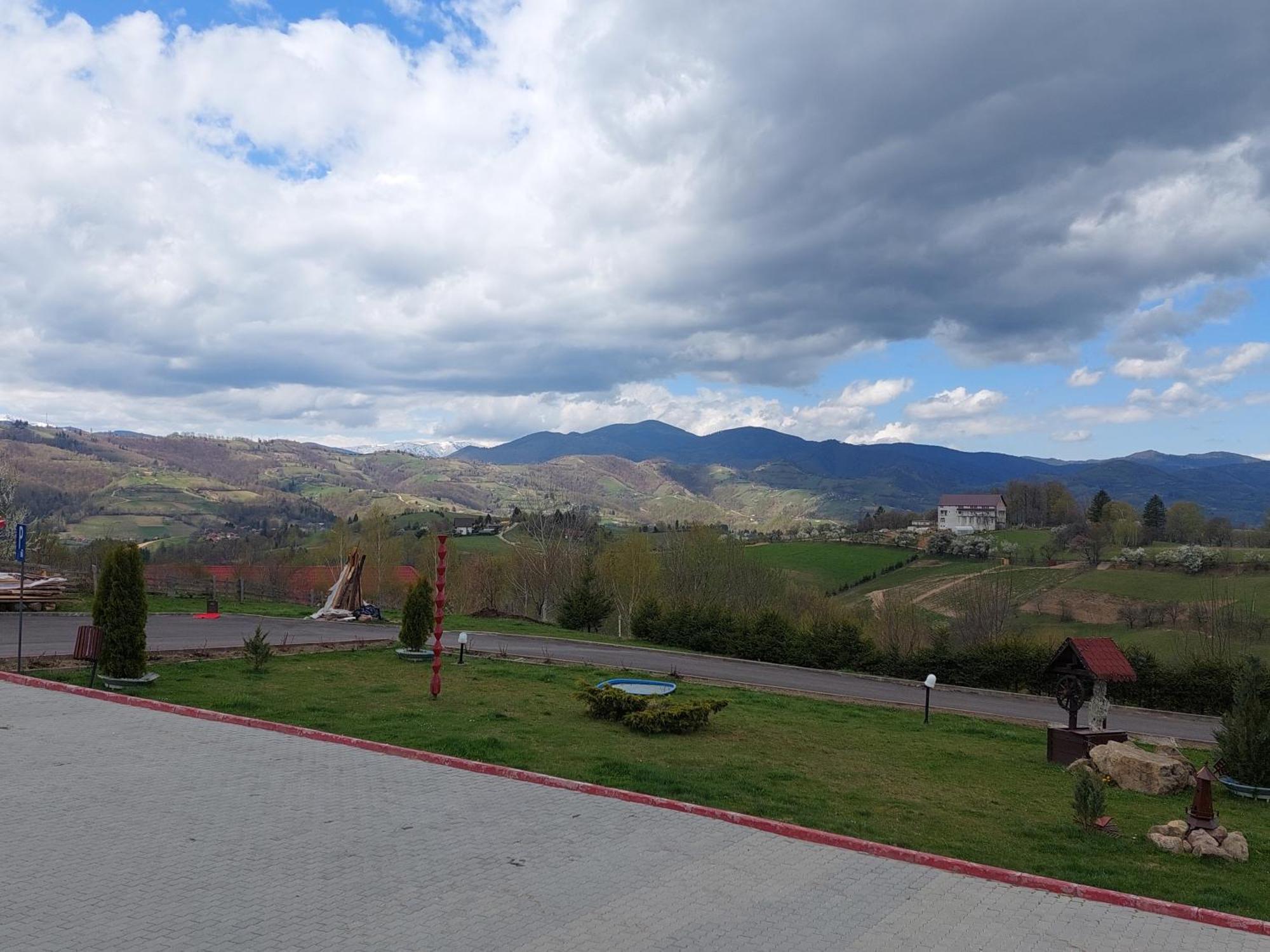 Pension Chalet Poiana Marului Ranch Eksteriør bilde