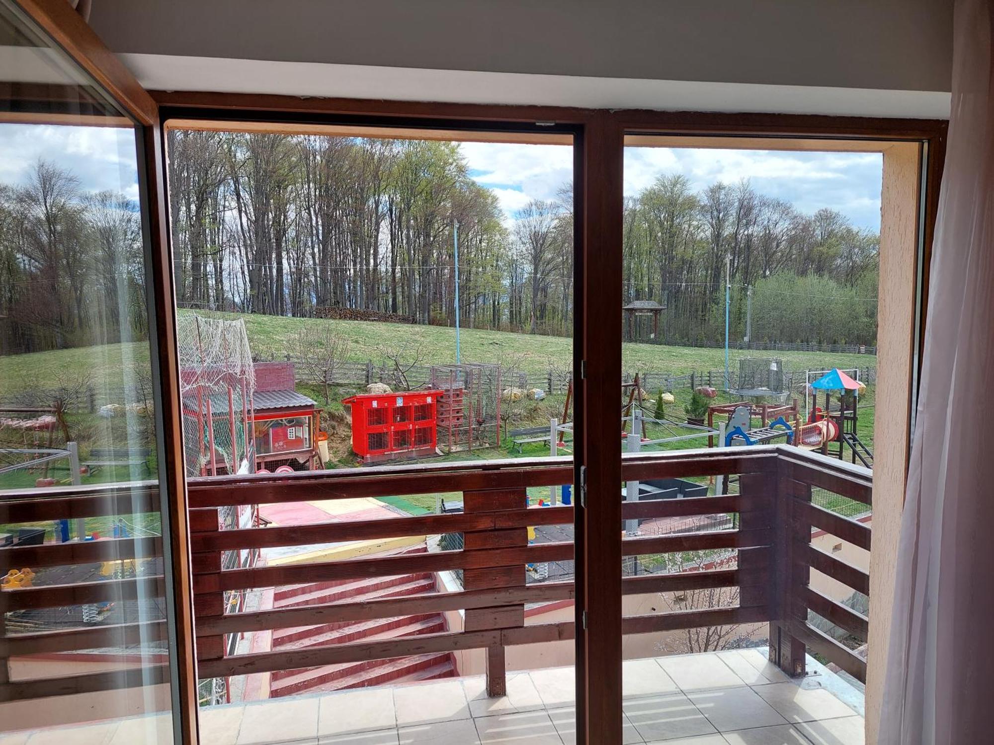 Pension Chalet Poiana Marului Ranch Eksteriør bilde